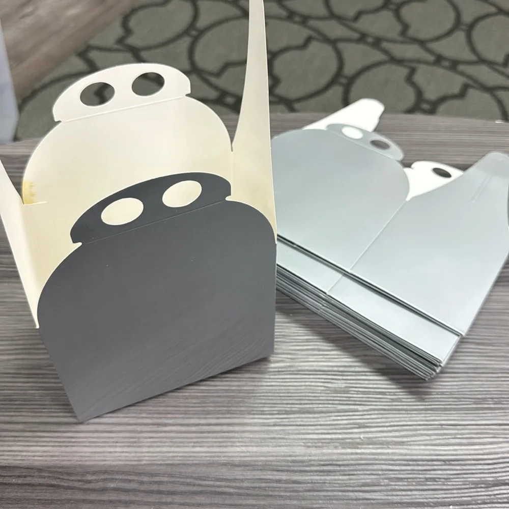 Ezek Handle Gift Box 11 all silver boxes all new